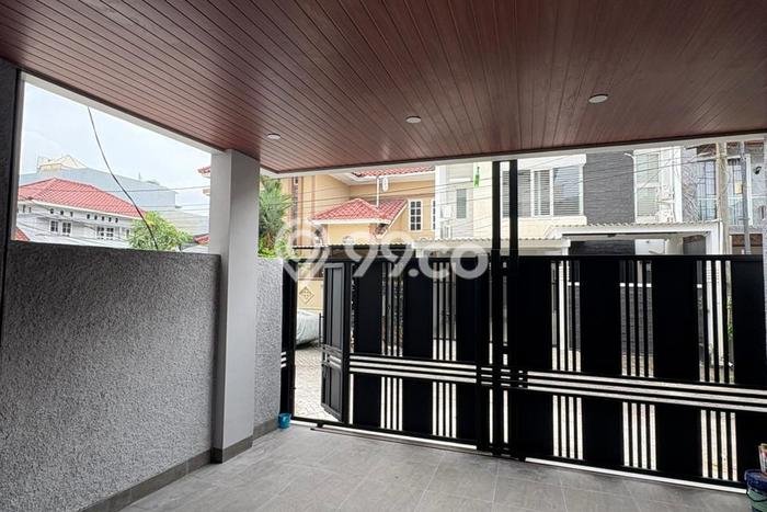 Jual Rumah Mewah Elegan Dengan View Eksklusif di Cengkareng Barat, Jakarta Barat Jual Rumah Mewah Elegan Dengan View Eksklusif di Cengkareng Barat, Jakarta Barat