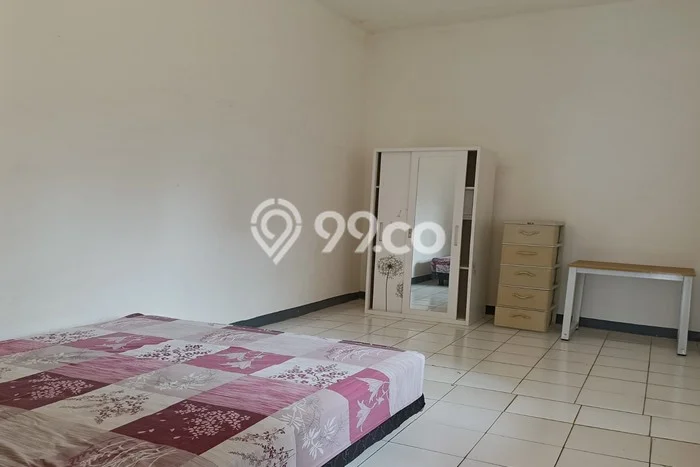 Jarang Ada! Rumah Kontrakan 2 Kamar Nyaman Siap Huni Graha Raya Jarang Ada! Rumah Kontrakan 2 Kamar Nyaman Siap Huni Graha Raya