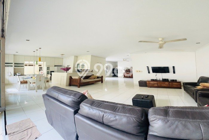 Dijual Cepat Rumah Bagus Siap Huni LB 242m2 di Bogor Utara, Bogor Dijual Cepat Rumah Bagus Siap Huni LB 242m2 di Bogor Utara, Bogor