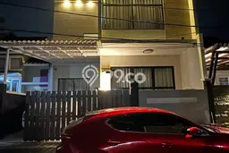 Rumah Modern 4 KT di Tanah Sareal Bogor Semi Furnished Rumah Modern 4 KT di Tanah Sareal Bogor Semi Furnished