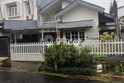 For Sale Rumah 3 Kamar Lokasi Ideal Nyaman dan Strategis di Bogor Timur For Sale Rumah 3 Kamar Lokasi Ideal Nyaman dan Strategis di Bogor Timur