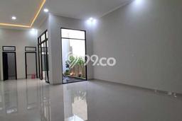 Dijual Rumah Luas Elegan Dengan View Eksklusif di Halmahera, Semarang Dijual Rumah Luas Elegan Dengan View Eksklusif di Halmahera, Semarang