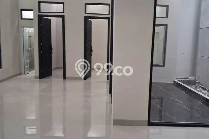 Dijual Rumah Luas Elegan Dengan View Eksklusif di Halmahera, Semarang Dijual Rumah Luas Elegan Dengan View Eksklusif di Halmahera, Semarang