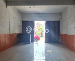 AREA KOMERSIAL! Ruko For Rent di Semarang Tengah, Luas 96m2m², Akses Utama, Ready Operasi AREA KOMERSIAL! Ruko For Rent di Semarang Tengah, Luas 96m2m², Akses Utama, Ready Operasi