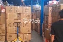 Unit Gudang Disewakan di Daan Mogot di Area Ramai & Strategis Unit Gudang Disewakan di Daan Mogot di Area Ramai & Strategis