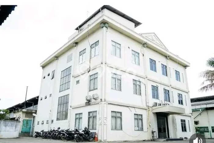 Unit Gudang Dijual di Jakarta Barat LT 33958m2 & LB 264671m2 Unit Gudang Dijual di Jakarta Barat LT 33958m2 & LB 264671m2