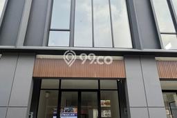 FOR RENT! Ruko di Gading Serpong Cocok untuk Bisnis 202m2 FOR RENT! Ruko di Gading Serpong Cocok untuk Bisnis 202m2