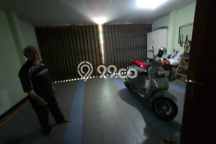Rumah Minimalis 3 KT LT 300m2 di Buah Batu Rumah Minimalis 3 KT LT 300m2 di Buah Batu
