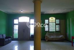 Ruko Dijual di Bandung LT 133m2 & LB 180m2 Lokasi Terbaik! Ruko Dijual di Bandung LT 133m2 & LB 180m2 Lokasi Terbaik!