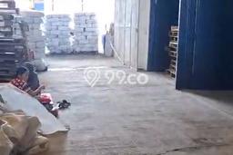 Disewakan Gudang komersial di Babakan Ciparay luas bangunan 800m2 Disewakan Gudang komersial di Babakan Ciparay luas bangunan 800m2