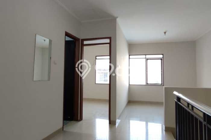 LOKASI PREMIUM! Ruko Kawasan Cibaduyut, Luas 120m², Lokasi Strategis LOKASI PREMIUM! Ruko Kawasan Cibaduyut, Luas 120m², Lokasi Strategis