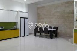 Vila Strategis Kawasan , Ukuran 930m2m², View Indah sekitar Vila Strategis Kawasan , Ukuran 930m2m², View Indah sekitar