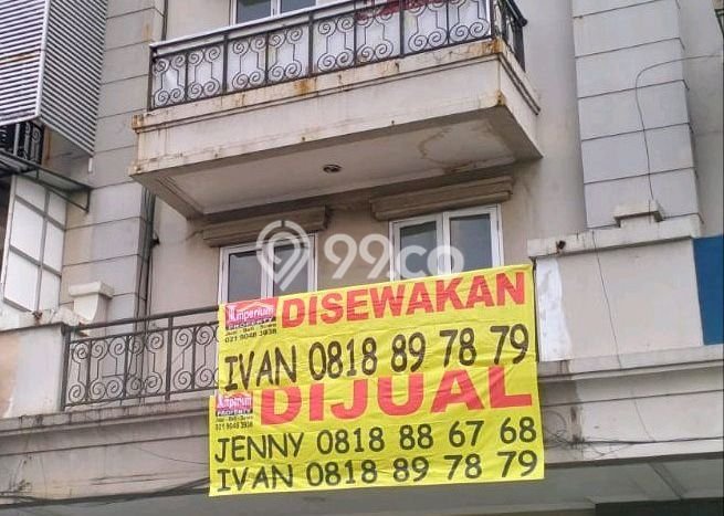 Ruko untuk Disewa di Pusat Jakarta Utara Luas Bangunan 300m2 Ruko untuk Disewa di Pusat Jakarta Utara Luas Bangunan 300m2