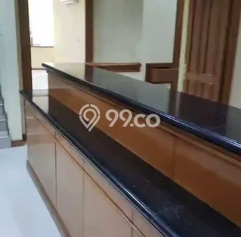 Ruko Disewa di Gambir, Jakarta Pusat, LT 87m2 / LB 240m2 Ruko Disewa di Gambir, Jakarta Pusat, LT 87m2 / LB 240m2
