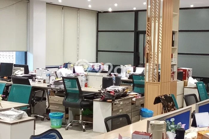Unit Gudang Disewakan di Sunter di Area Ramai & Strategis Unit Gudang Disewakan di Sunter di Area Ramai & Strategis