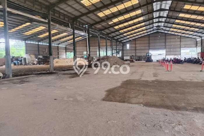 Gudang Komersial Disewakan di Cakung Jakarta Timur Luas 6000m2 Gudang Komersial Disewakan di Cakung Jakarta Timur Luas 6000m2
