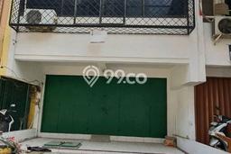 Ruko Disewa di Jakarta Utara dengan LB 200m2 Area Komersial Ramai Ruko Disewa di Jakarta Utara dengan LB 200m2 Area Komersial Ramai
