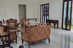 HUNIAN PREMIUM! Rumah kawasan Cempaka Putih, 5 KM, Kawasan Prospektif, Luas 350m² Bangunan 300m² HUNIAN PREMIUM! Rumah kawasan Cempaka Putih, 5 KM, Kawasan Prospektif, Luas 350m² Bangunan 300m²