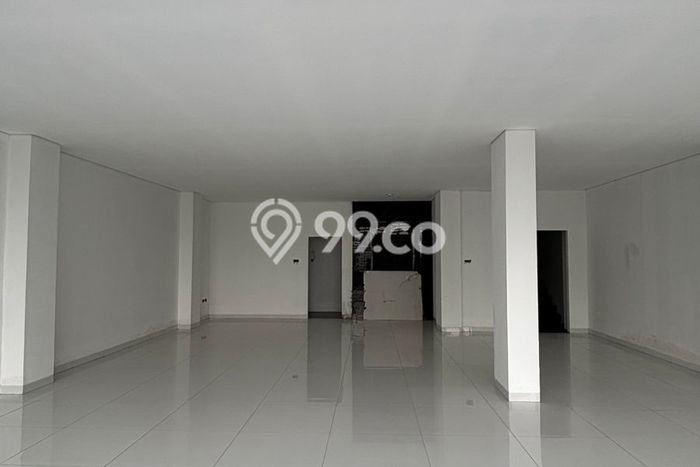Komersial Bagus Dijual LB 755m2 Lokasi Strategis Jakarta Timur Area Cocok untuk Berbisnis Komersial Bagus Dijual LB 755m2 Lokasi Strategis Jakarta Timur Area Cocok untuk Berbisnis