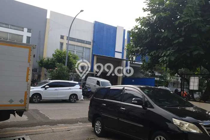 Unit Gudang Paling Strategis di Pulo Gadung Jakarta Timur dengan LB 360m2 Unit Gudang Paling Strategis di Pulo Gadung Jakarta Timur dengan LB 360m2