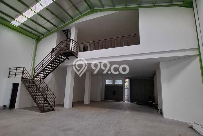 KAWASAN KOMERSIAL! Gudang Disewakan di Pasir Koja, Luas 450m², Lokasi Strategis KAWASAN KOMERSIAL! Gudang Disewakan di Pasir Koja, Luas 450m², Lokasi Strategis