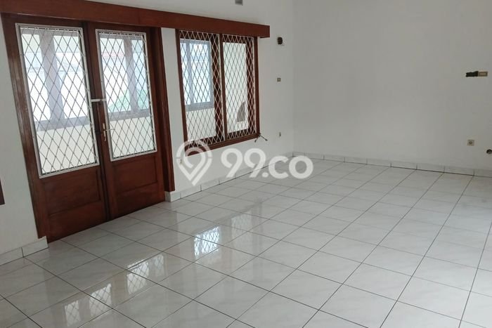 Rumah Elit Modern Tanpa Renovasi di Wastukencana Bandung Rumah Elit Modern Tanpa Renovasi di Wastukencana Bandung