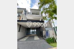 Dijual Rumah Mewah Elegan Dengan View Eksklusif di Jakarta Garden City, Jakarta Timur Dijual Rumah Mewah Elegan Dengan View Eksklusif di Jakarta Garden City, Jakarta Timur