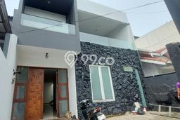 Rumah Lokasi Strategis di Metro Permata, Tangerang, Luas 144m² LB 250m² Rumah Lokasi Strategis di Metro Permata, Tangerang, Luas 144m² LB 250m²