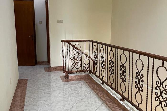 Rumah Elit LB 145m2 Siap Pakai Desain Elegan di Taman Surya, Jakarta Barat Rumah Elit LB 145m2 Siap Pakai Desain Elegan di Taman Surya, Jakarta Barat