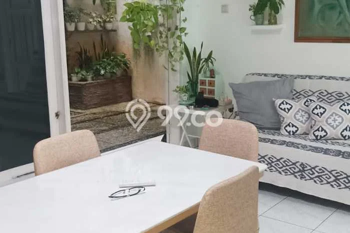 Rumah Elit LB 150m2 Siap Pakai Desain Elegan di Puri Media, Jakarta Barat Rumah Elit LB 150m2 Siap Pakai Desain Elegan di Puri Media, Jakarta Barat