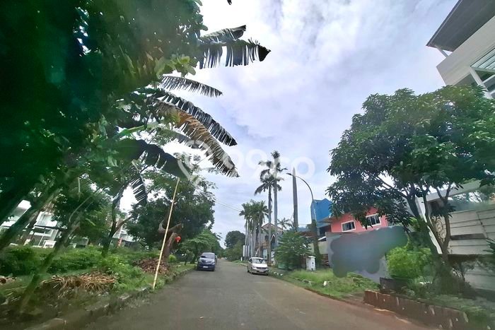 Dijual Tanah Lokasi Taman Grisenda, Jakarta Utara Seluas 300m2 Dijual Tanah Lokasi Taman Grisenda, Jakarta Utara Seluas 300m2