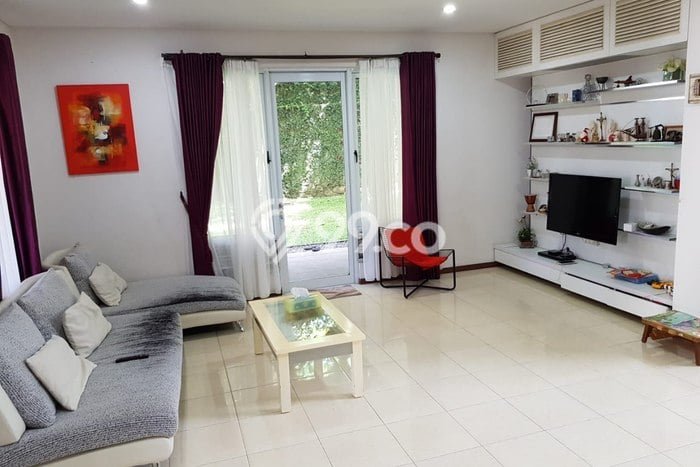 Hunian Mewah LB 180m2 Siap Huni Desain Elegan di Sentul City, Bogor Hunian Mewah LB 180m2 Siap Huni Desain Elegan di Sentul City, Bogor