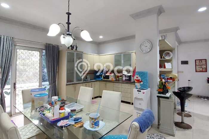 Rumah 4 KT 3 KM di Area Pantai Indah Kapuk, Jakarta Utara Rumah 4 KT 3 KM di Area Pantai Indah Kapuk, Jakarta Utara