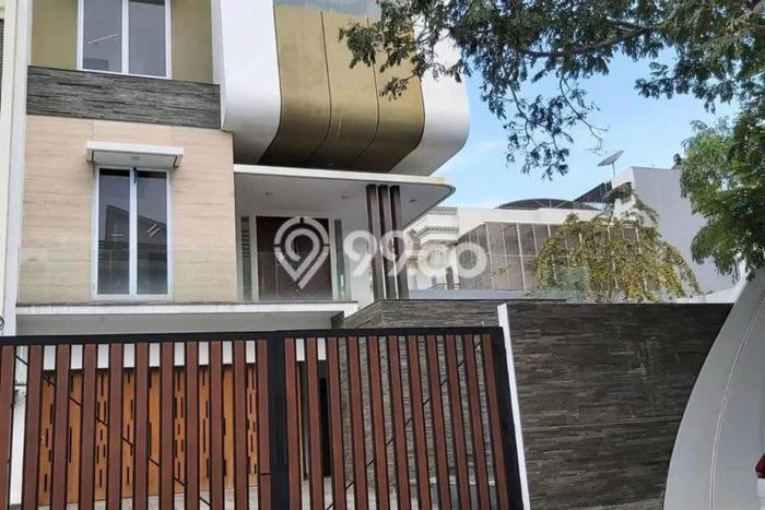 Rumah Siap Huni 6 KT 6 KM di Pantai Indah Kapuk, Jakarta Utara Rumah Siap Huni 6 KT 6 KM di Pantai Indah Kapuk, Jakarta Utara