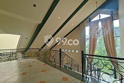 Rumah Elit LB 500m2 Siap Huni Desain Elegan di Pantai Indah Kapuk, Jakarta Utara Rumah Elit LB 500m2 Siap Huni Desain Elegan di Pantai Indah Kapuk, Jakarta Utara