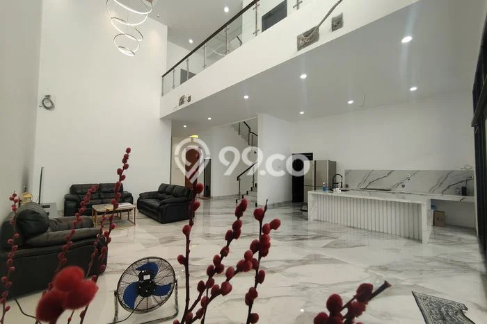 Rumah 3 Kamar Dekat Pusat Perbelanjaan di Golf Island, Jakarta Utara Rumah 3 Kamar Dekat Pusat Perbelanjaan di Golf Island, Jakarta Utara