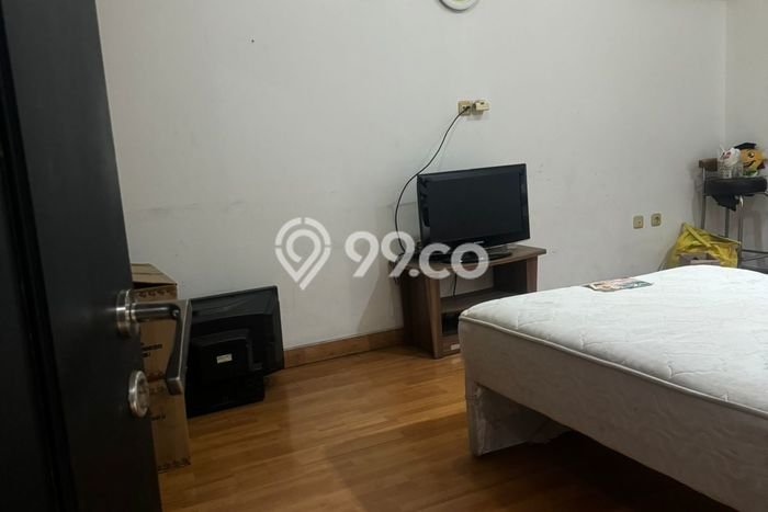 INVESTASI TEPAT! Rumah area Pantai Indah Kapuk, Luas 200m² LB 400m² INVESTASI TEPAT! Rumah area Pantai Indah Kapuk, Luas 200m² LB 400m²