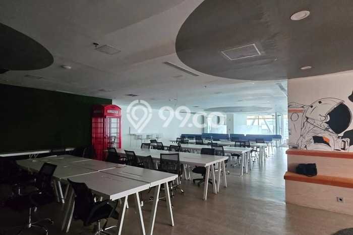 LOKASI STRATEGIS! Kantor di Senayan, Luas 712m², Kawasan Bisnis LOKASI STRATEGIS! Kantor di Senayan, Luas 712m², Kawasan Bisnis