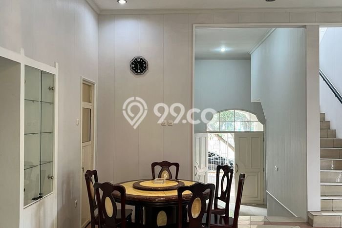 Disewakan! Rumah 4 Kamar Tidur &
3 Kamar Mandi di Pantai Indah Kapuk, Jakarta Utara Disewakan! Rumah 4 Kamar Tidur &
3 Kamar Mandi di Pantai Indah Kapuk, Jakarta Utara