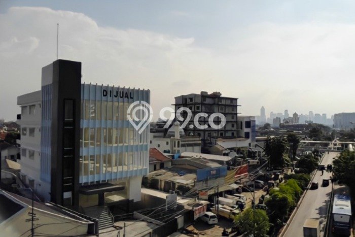 Dijual Kantor di Utan Kayu, Luas 2107m², Kawasan Komersial, Akses Mudah Dijual Kantor di Utan Kayu, Luas 2107m², Kawasan Komersial, Akses Mudah