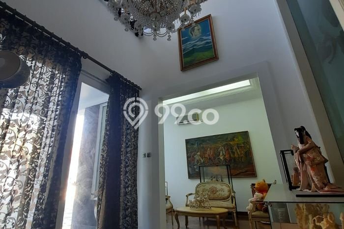 Jual Rumah Luas Elegan Dengan View Eksklusif di Ampera, Jakarta Selatan Jual Rumah Luas Elegan Dengan View Eksklusif di Ampera, Jakarta Selatan