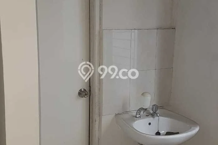LOKASI STRATEGIS! Ruko For Rent Kawasan Taman Surya, Luas 163m², Area Berkembang LOKASI STRATEGIS! Ruko For Rent Kawasan Taman Surya, Luas 163m², Area Berkembang