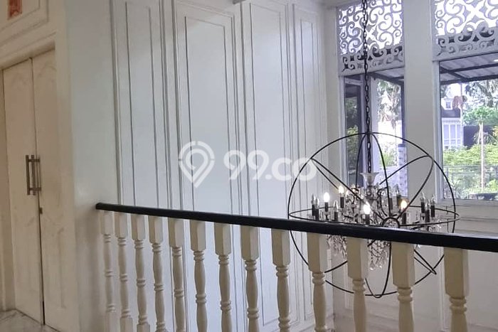 For Sale! Luxury House LT 360m2 Desain Modern di BSD Green Wich For Sale! Luxury House LT 360m2 Desain Modern di BSD Green Wich