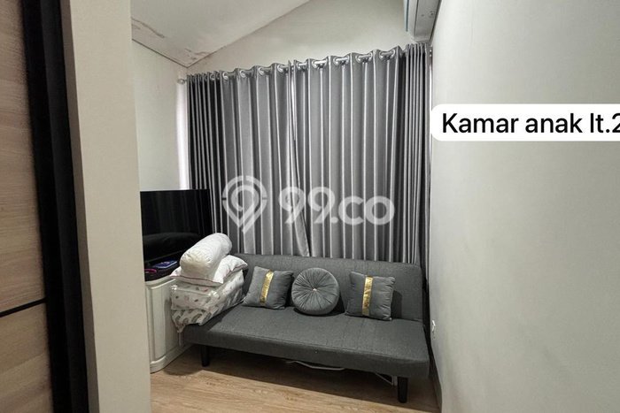Disewakan! Rumah 3 Kamar Tidur &
3 Kamar Mandi di Lippo Karawaci, Tangerang Disewakan! Rumah 3 Kamar Tidur &
3 Kamar Mandi di Lippo Karawaci, Tangerang