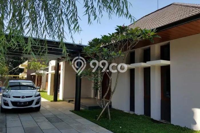 For Sale! Premium House LT 861m2 Desain Modern di Cipaganti For Sale! Premium House LT 861m2 Desain Modern di Cipaganti