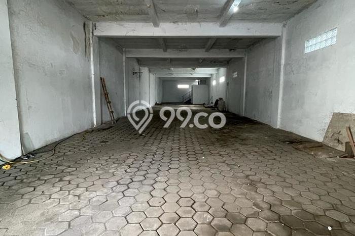 Area Ramai! Ruko Dijual di Cihideung untuk Bisnis Luas Bangunan 520m2 Area Ramai! Ruko Dijual di Cihideung untuk Bisnis Luas Bangunan 520m2