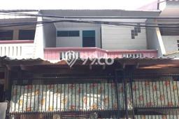 Rumah Strategis di Pusat Kota Kelapa Gading, Jakarta Utara - 3 Kamar Tidur Rumah Strategis di Pusat Kota Kelapa Gading, Jakarta Utara - 3 Kamar Tidur