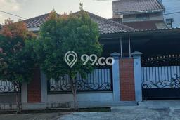 Hunian Mewah Dijual LT 315m2 di Duren Sawit, Jakarta Timur Hunian Mewah Dijual LT 315m2 di Duren Sawit, Jakarta Timur