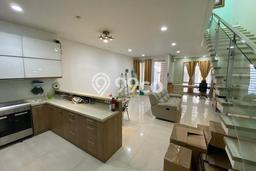 Rumah Eksklusif Dijual LT 102m2 di Kelapa Gading, Jakarta Utara Rumah Eksklusif Dijual LT 102m2 di Kelapa Gading, Jakarta Utara