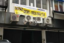 Ruko Komersial Disewakan di Kelapa Gading Jakarta Utara Luas 200m2 Ruko Komersial Disewakan di Kelapa Gading Jakarta Utara Luas 200m2